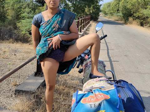 Indian Nudes presents: Pe khadi sex
