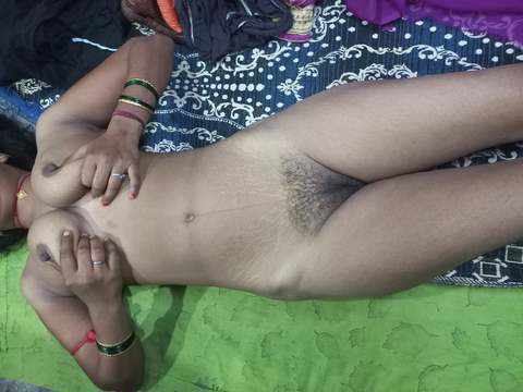 Indian Nudes presents: Aaj meri bibi  ne mera lund chus ke lund ka paani nikala