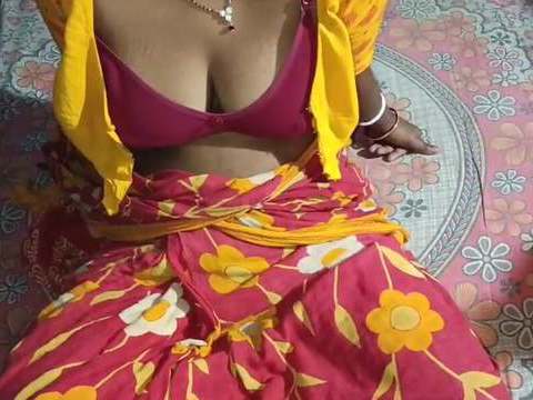 Indian Nudes presents: Delivery chodne mein bohut maja ata hai with bengali wife big boobs